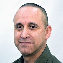Cesar Holt